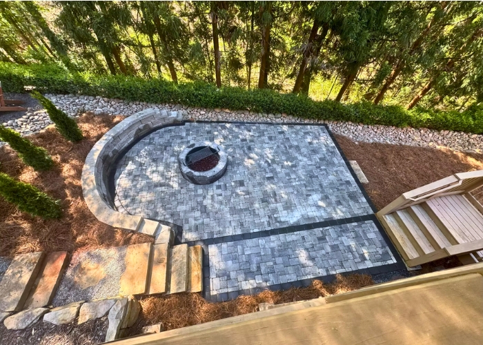 PAver Wide Thumb 700 x 500 px)